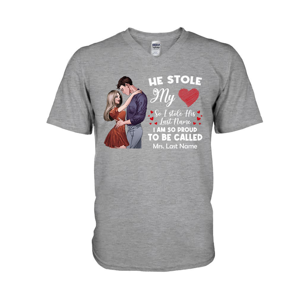 Il a volé mon cœur, j'ai volé son nom de famille - T-shirt et sweat à capuche personnalisés pour couples