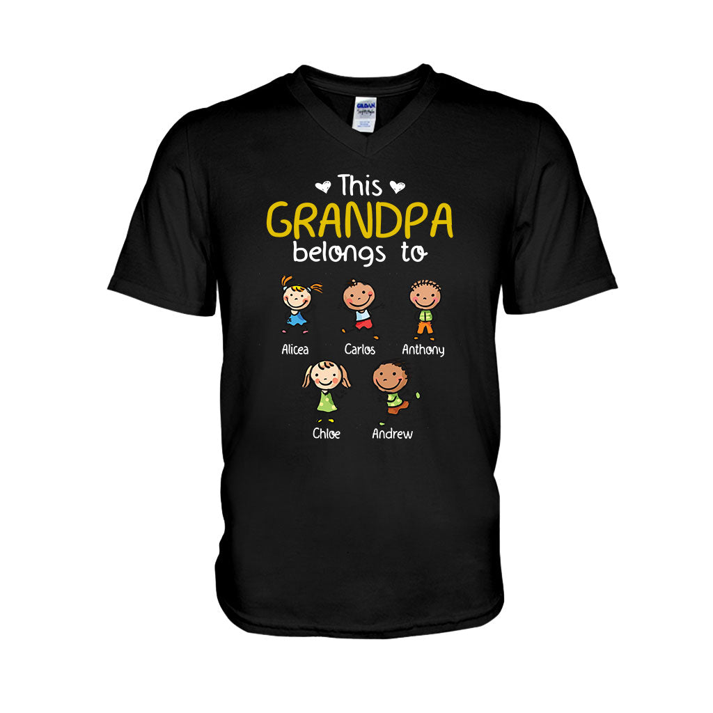 Ce t-shirt et ce sweat à capuche personnalisés « Ce grand-père et cette grand-mère appartiennent à » pour papa
