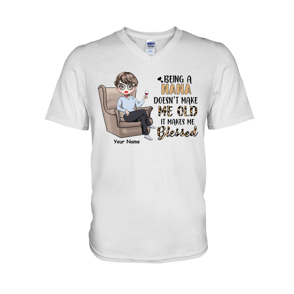 Être grand-mère ne me vieillit pas - T-shirt et sweat à capuche personnalisés pour la fête des mères