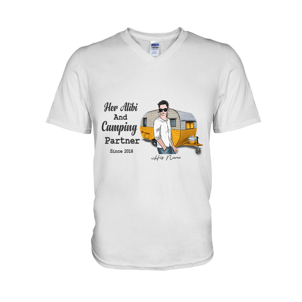 Son alibi et son partenaire de camping - T-shirt et sweat à capuche personnalisés pour couple