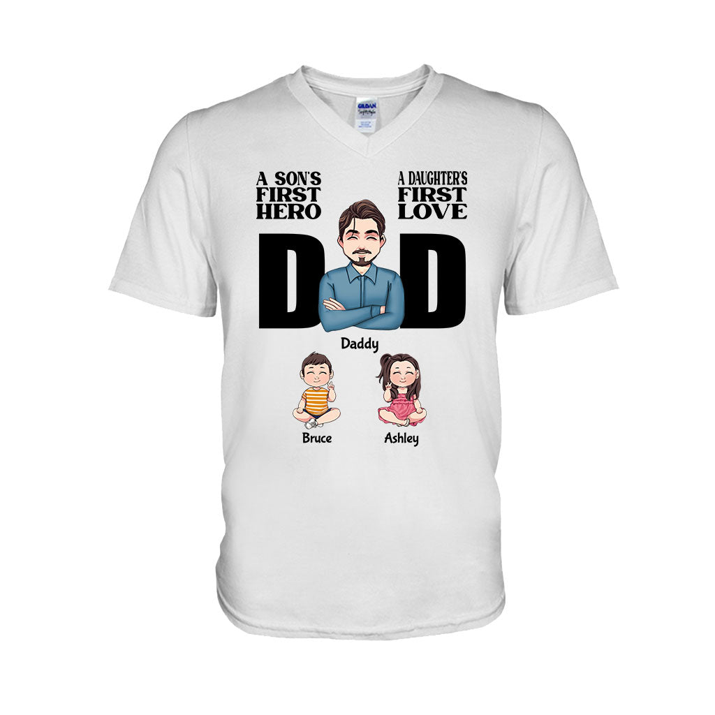 Le premier héros d'un fils, le premier amour d'une fille - T-shirt et sweat à capuche personnalisés pour papa