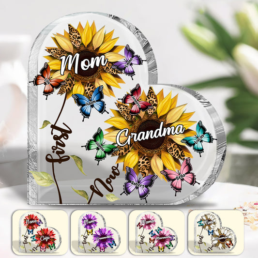 Première maman, maintenant grand-mère, tournesol et papillon - Plaque acrylique personnalisée en forme de grand-mère