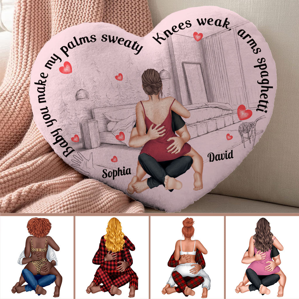 Bébé, tu me fais transpirer les paumes - Coussin personnalisé en forme de couple