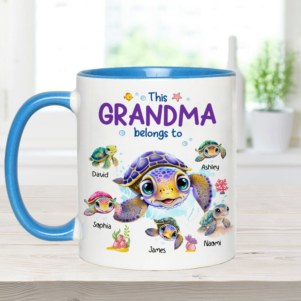 Cette tasse personnalisée « Grand-mère, Nana, Gigi » appartient à Mamie Nana Gigi.