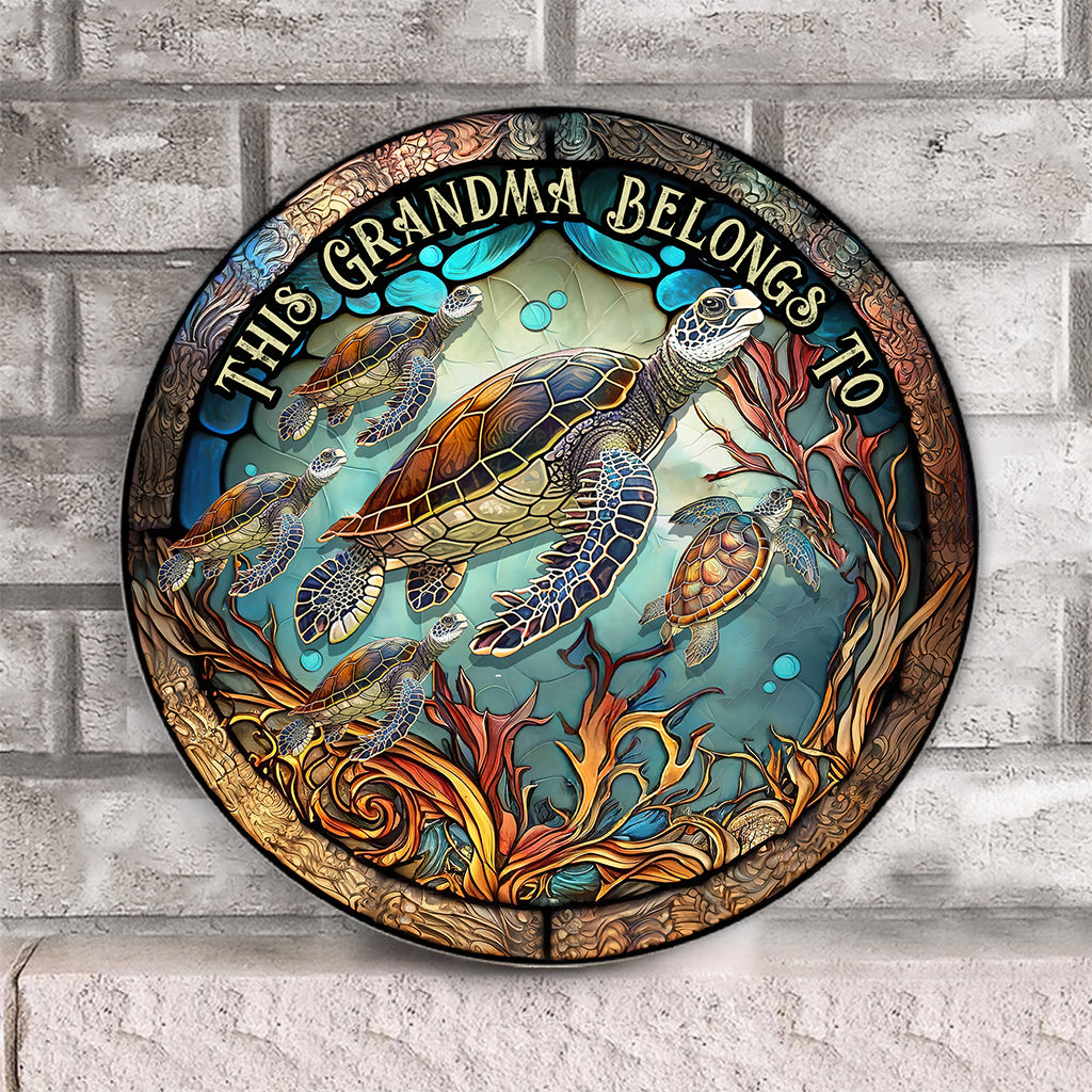 Cette grand-mère/maman appartient à - Panneau rond en bois personnalisé pour grand-mère