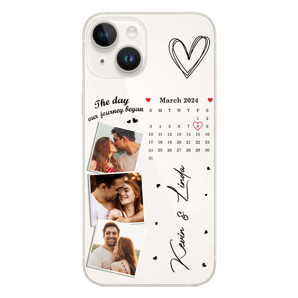 Photos et calendrier personnalisés « Le jour où notre histoire a commencé » - Coque de téléphone transparente personnalisée pour couple