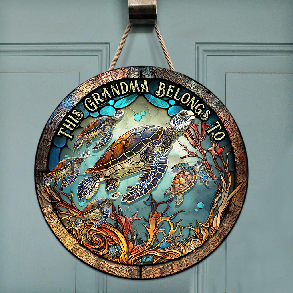 Cette grand-mère/maman appartient à - Panneau rond en bois personnalisé pour grand-mère