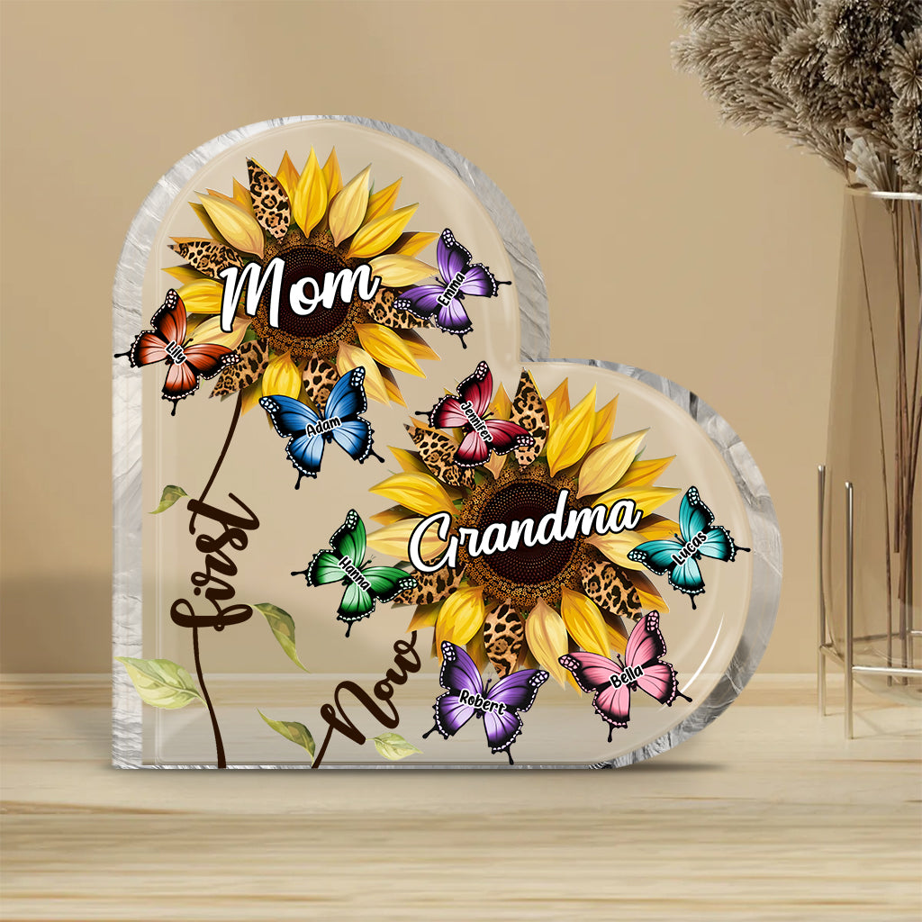 Première maman, maintenant grand-mère, tournesol et papillon - Plaque acrylique personnalisée en forme de grand-mère