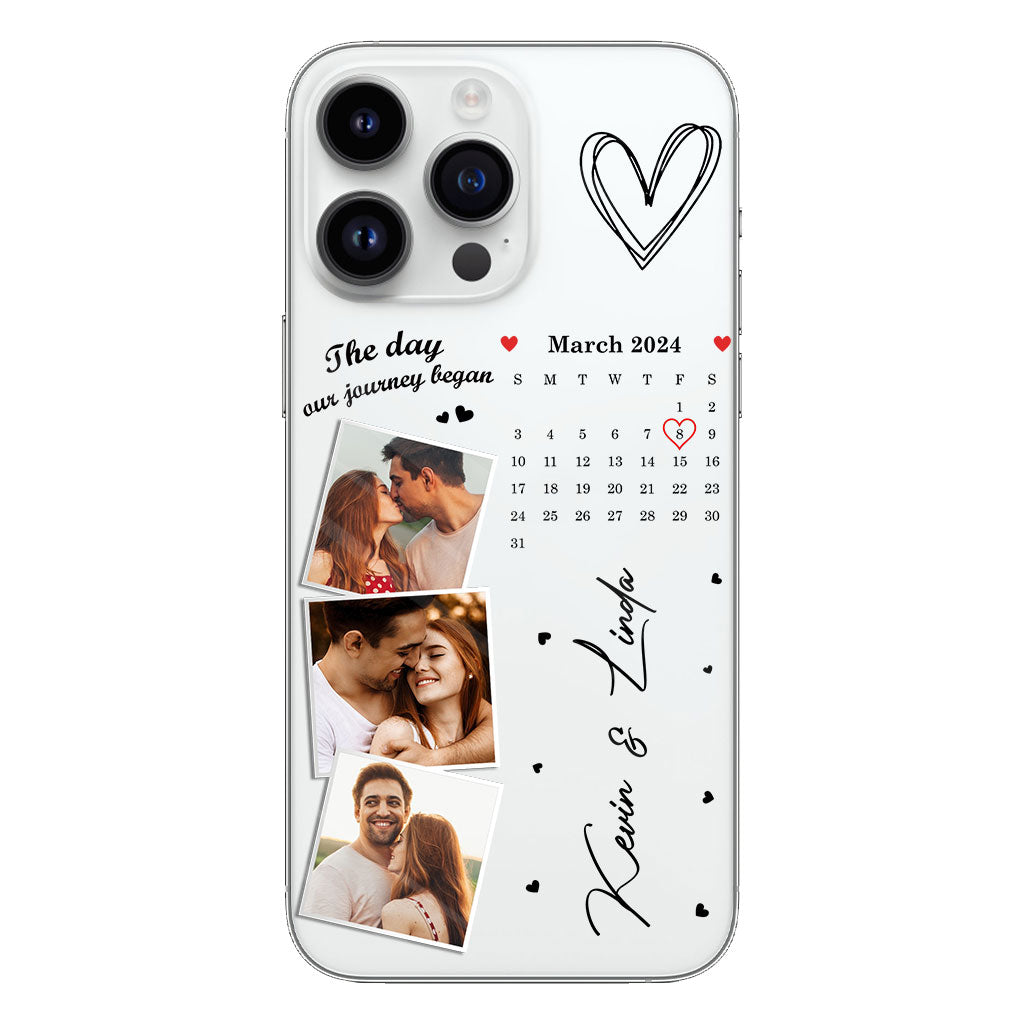 Photos et calendrier personnalisés « Le jour où notre histoire a commencé » - Coque de téléphone transparente personnalisée pour couple