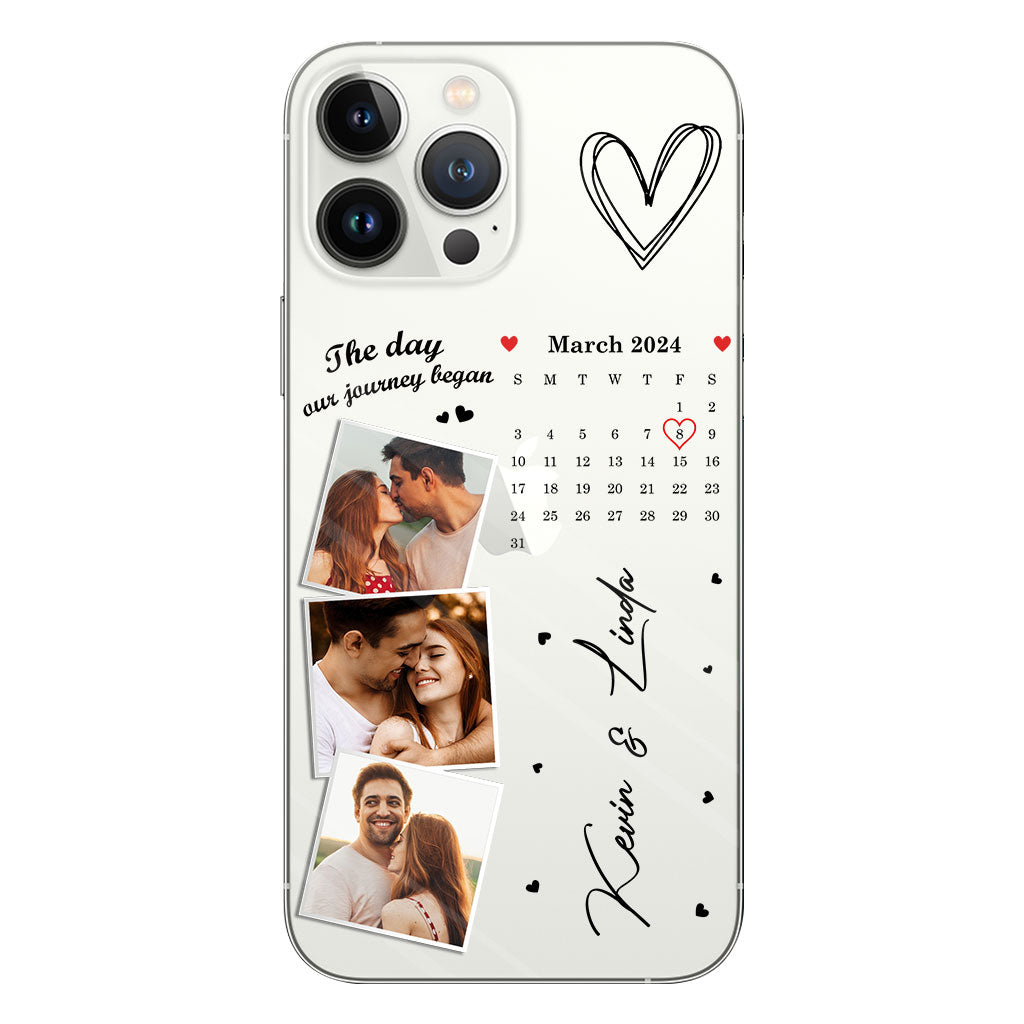 Photos et calendrier personnalisés « Le jour où notre histoire a commencé » - Coque de téléphone transparente personnalisée pour couple
