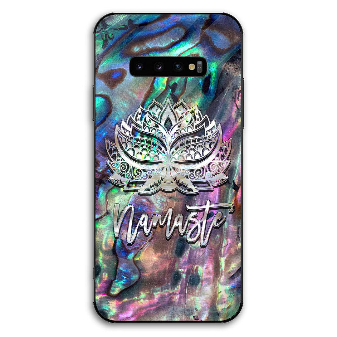 Coque de téléphone imprimée motif coquillage Namaste