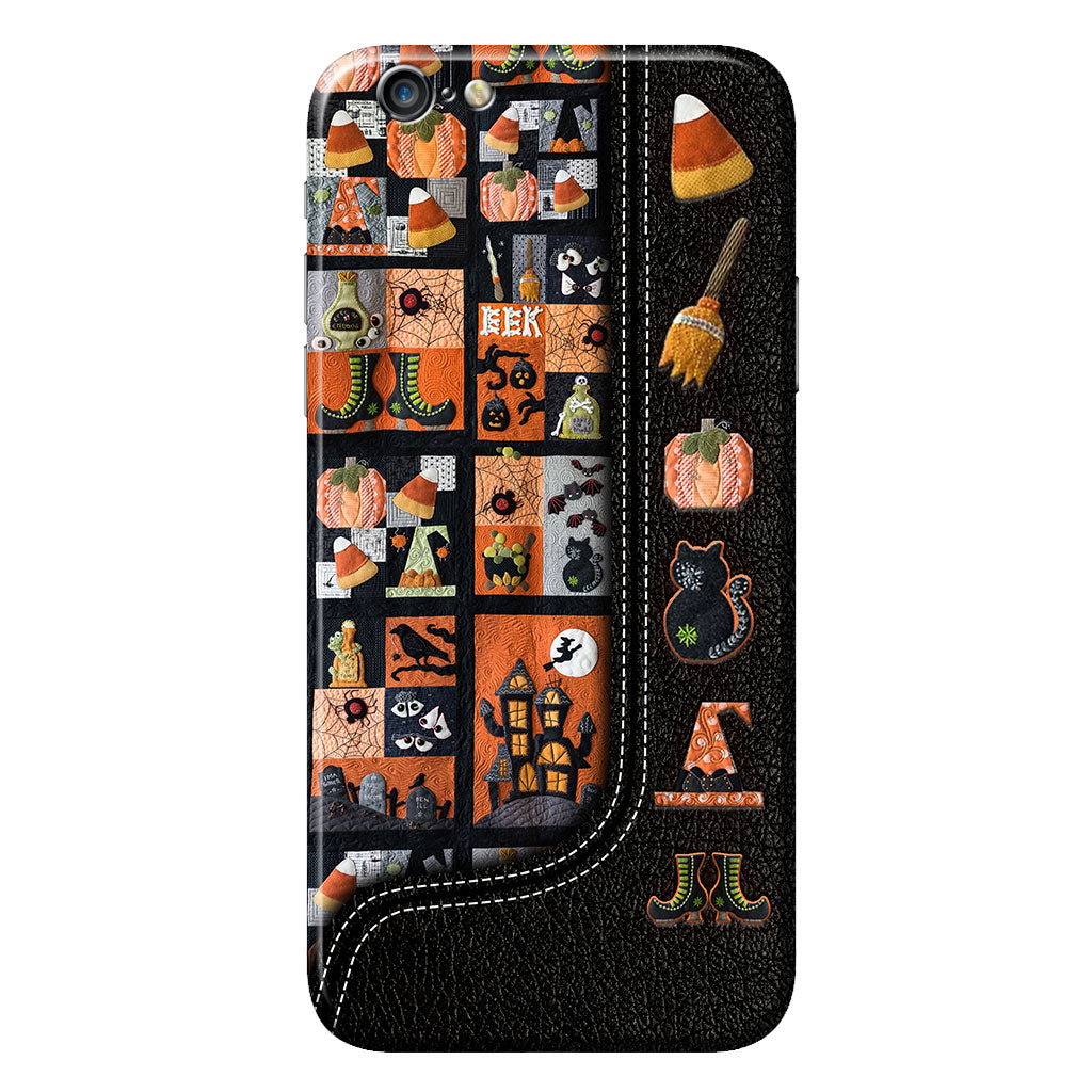 Mon balai est cassé, alors maintenant je fais du patchwork. Coque de téléphone personnalisée Halloween