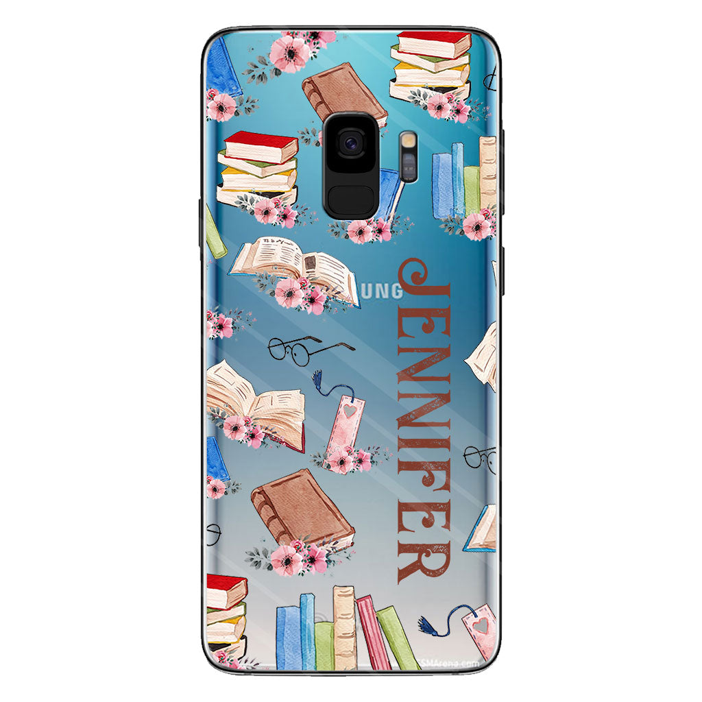 Une fille qui aime les livres - Coque de téléphone transparente personnalisée avec un livre