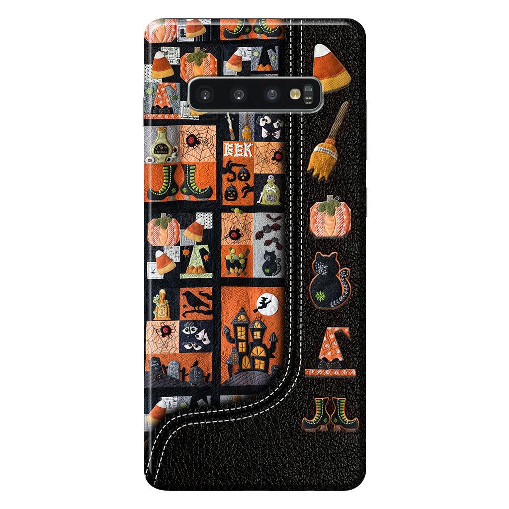 Mon balai est cassé, alors maintenant je fais du patchwork. Coque de téléphone personnalisée Halloween