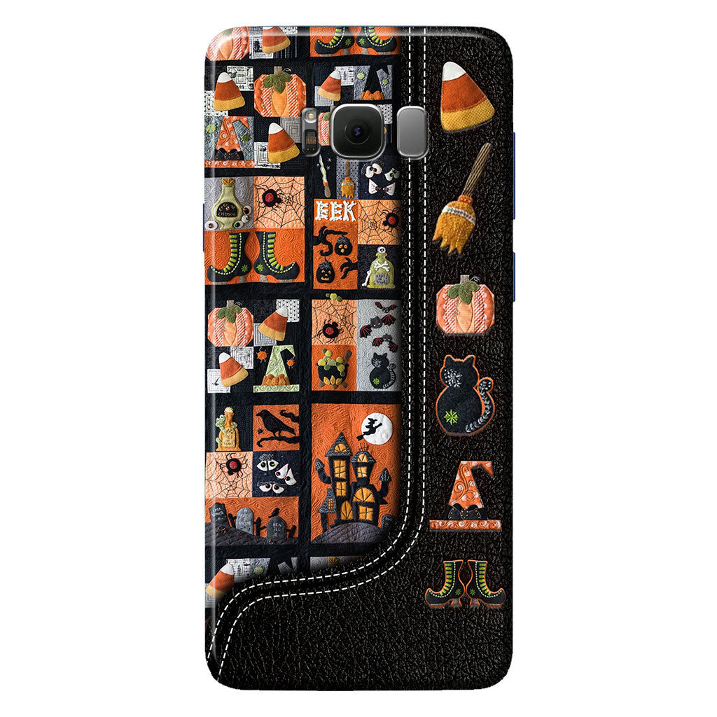 Mon balai est cassé, alors maintenant je fais du patchwork. Coque de téléphone personnalisée Halloween
